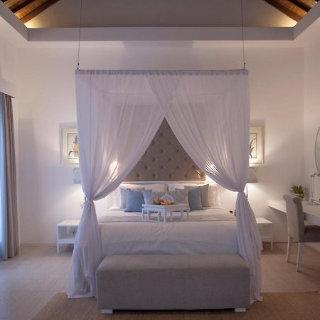 Lakshmi Luxury Villas, Walk To The Beach And Seminyak Shopping ภายนอก รูปภาพ