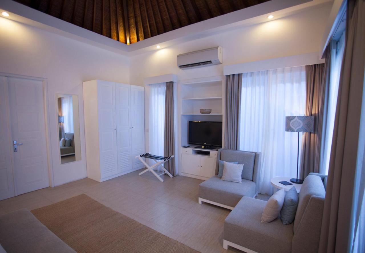 Lakshmi Luxury Villas, Walk To The Beach And Seminyak Shopping ภายนอก รูปภาพ