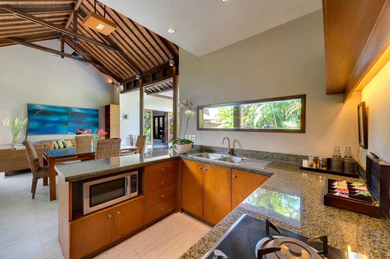 Lakshmi Luxury Villas, Walk To The Beach And Seminyak Shopping ภายนอก รูปภาพ