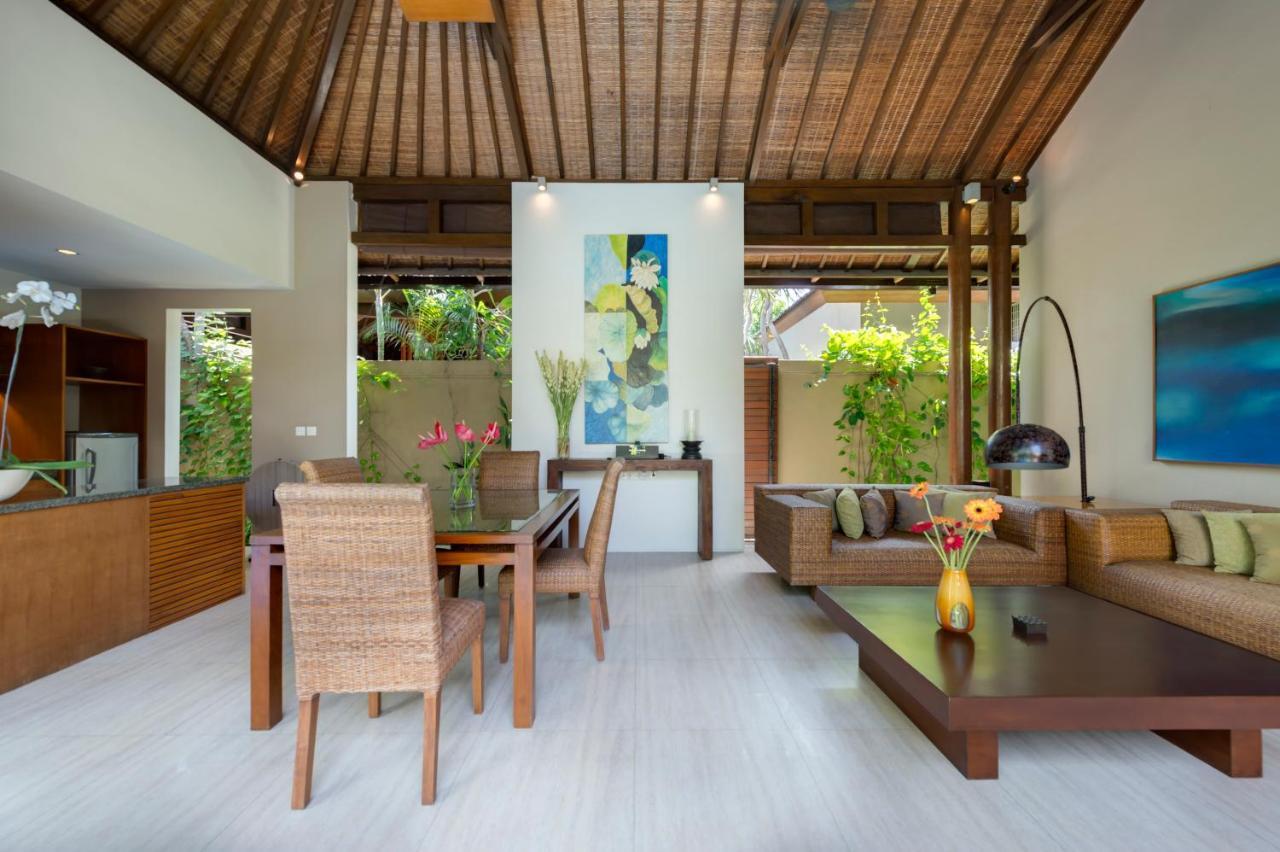 Lakshmi Luxury Villas, Walk To The Beach And Seminyak Shopping ภายนอก รูปภาพ
